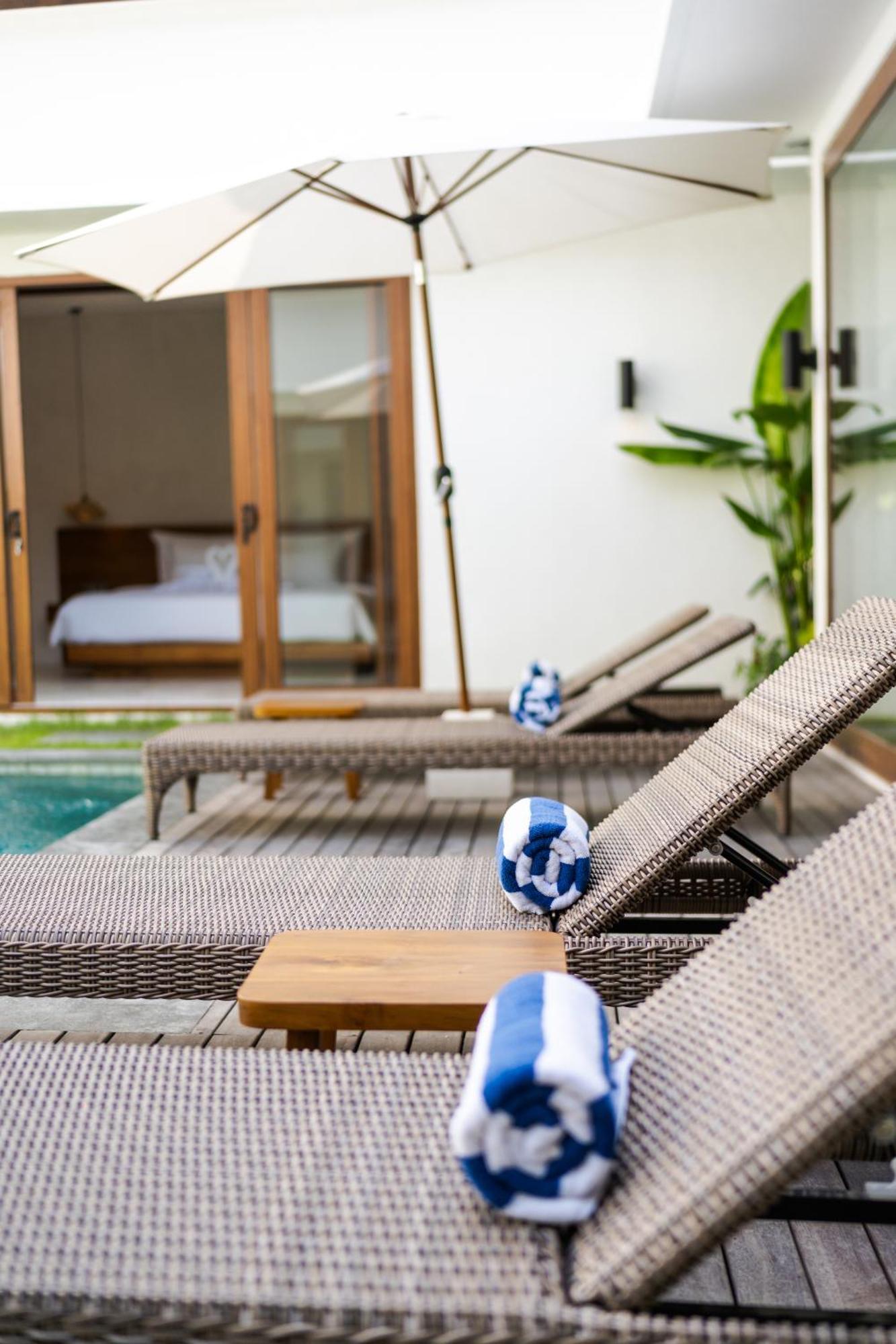 J4 Villas Sanur Экстерьер фото